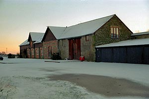 wilbury barn in winter